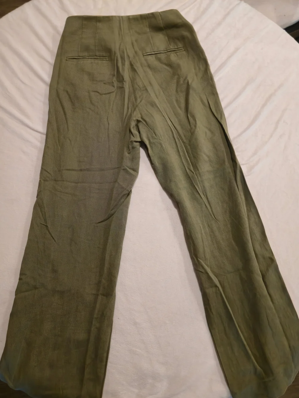Ann Taylor Olive Green Chinos Size 2